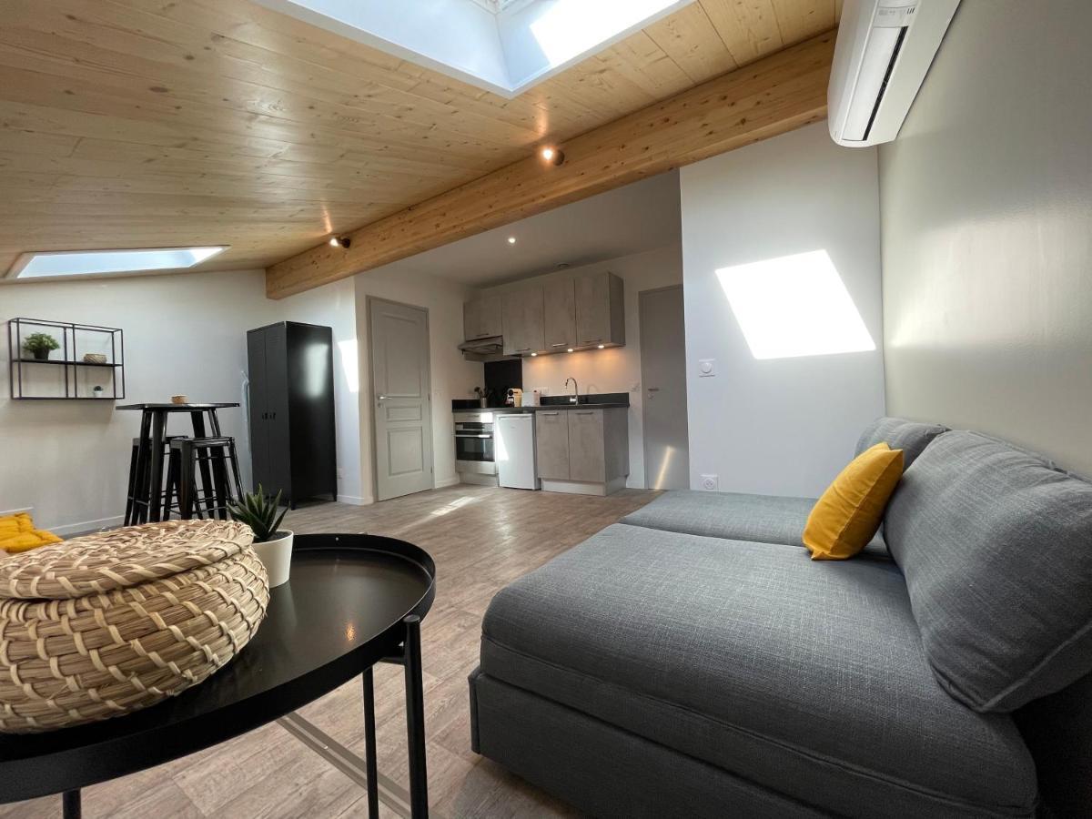 Superbes Studios De Charme, Lumineux Et Climatises En Plein Centre Bordéus Exterior foto