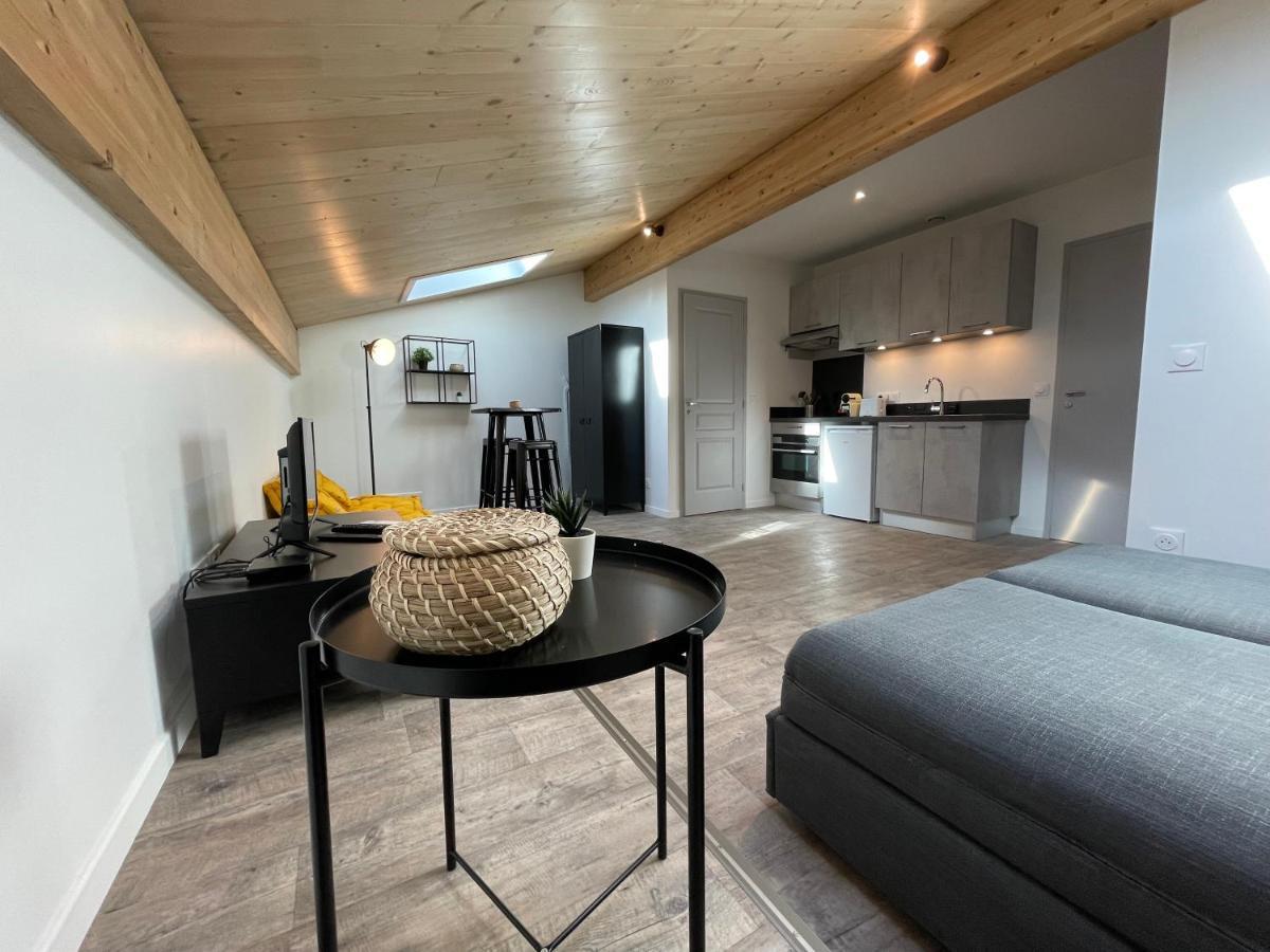 Superbes Studios De Charme, Lumineux Et Climatises En Plein Centre Bordéus Exterior foto
